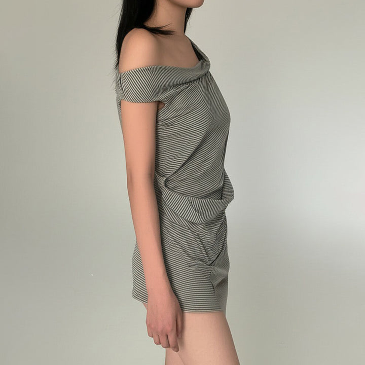 Damern asymmetrisk topp med mångsidig design Mirla-Eva Jonsson