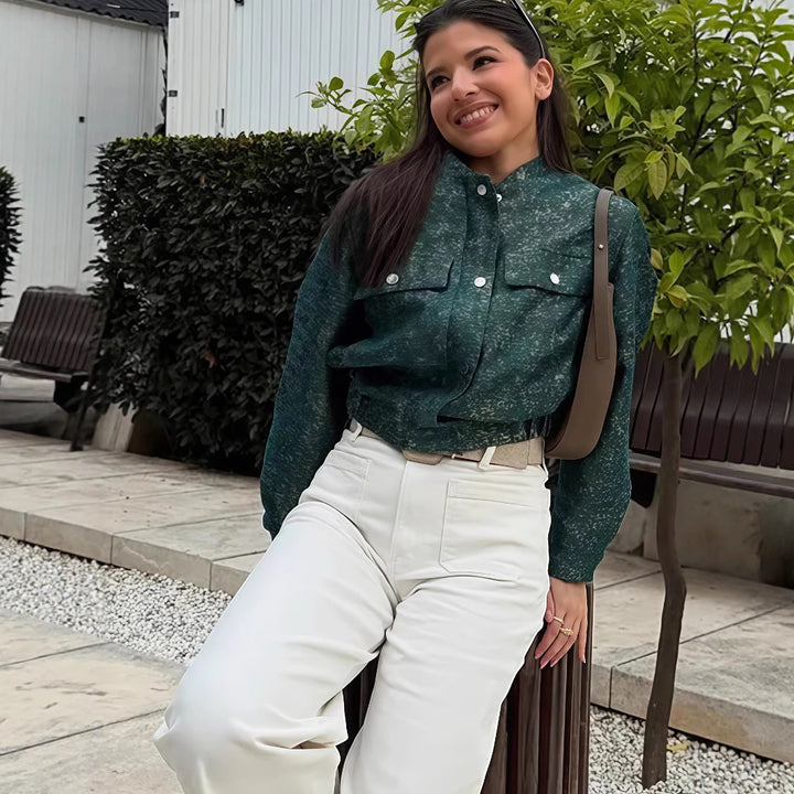 Damern avslappnad oversized jacka med knapplås Mirla-Eva Jonsson