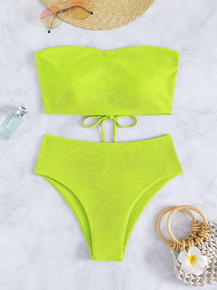 Damern bandeau-bikini med justerbar byxa och sofistikerad design Mirla-Eva Jonsson
