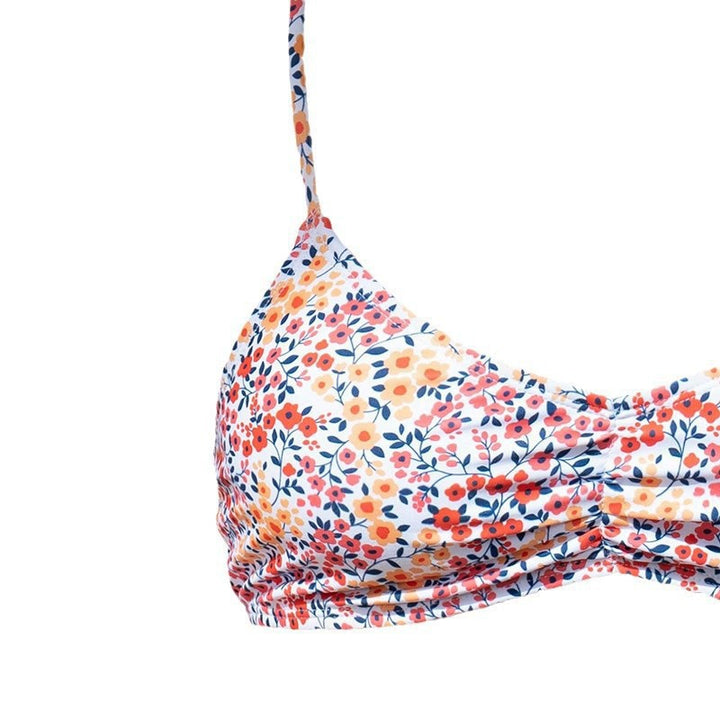 Damern bikini-set med blommigt mönster och fräcka snittet Mirla-Eva Jonsson
