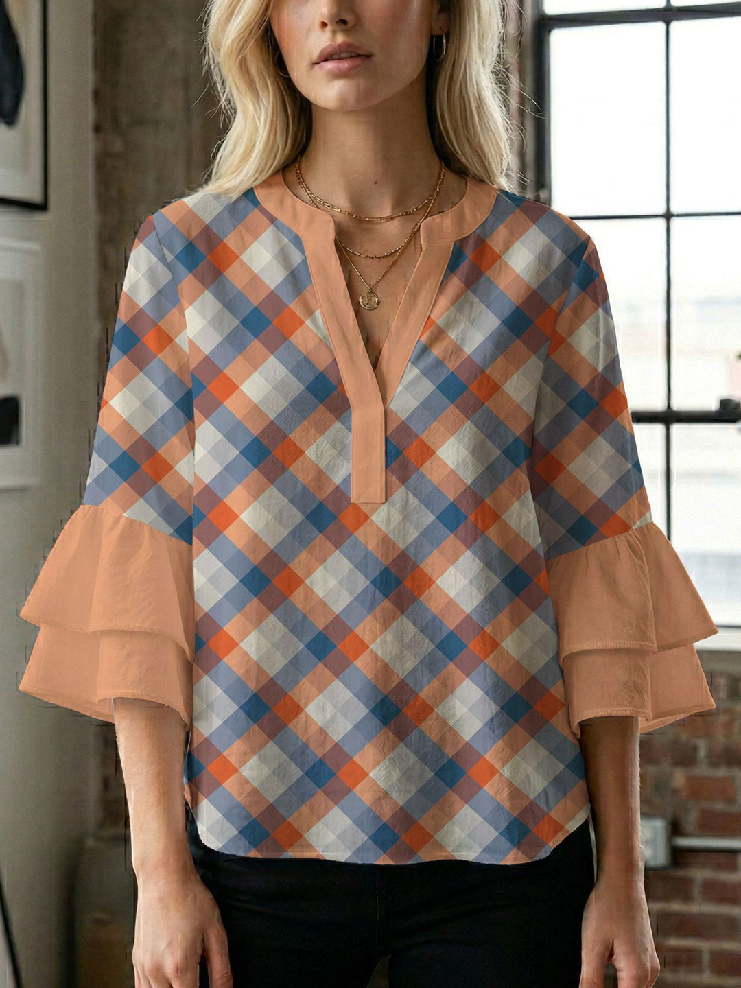 Damern blusenshirt med voluminösa ärmar och kreativt tryckdesign Mirla-Eva Jonsson