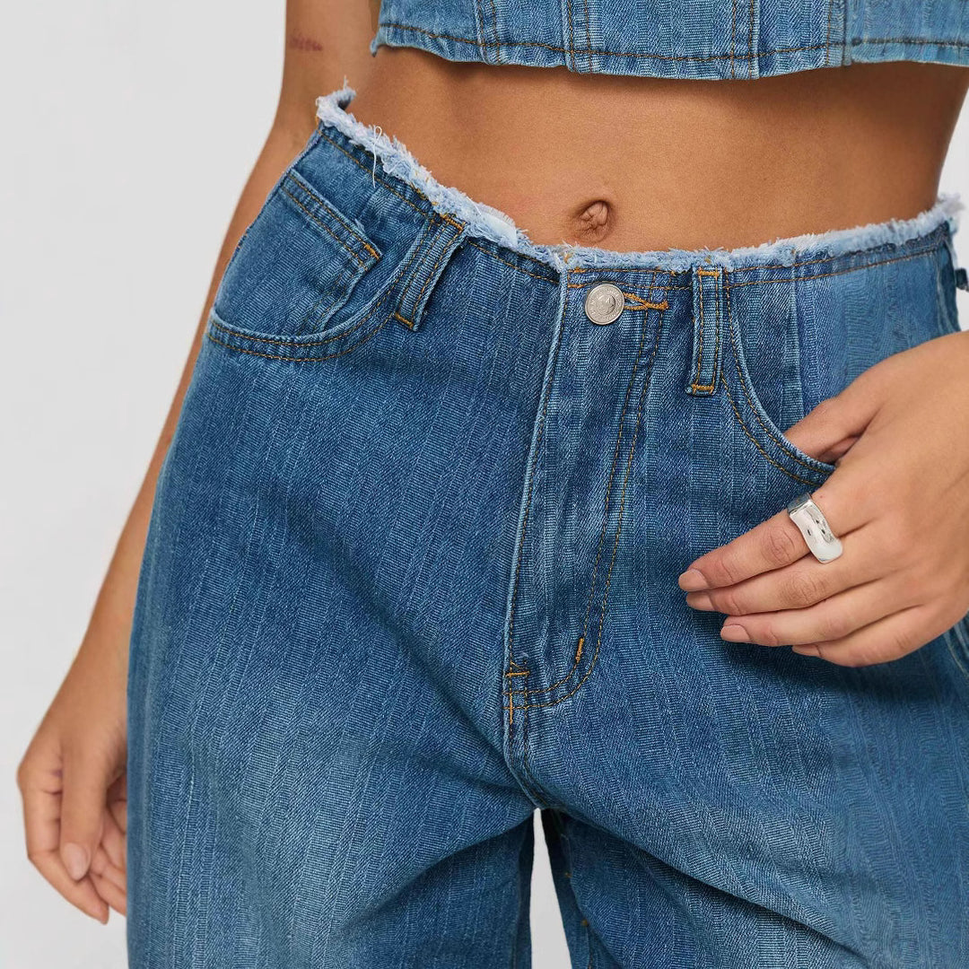 Damern breda denimjeans med hög midja och fransig fåll Mirla-Eva Jonsson