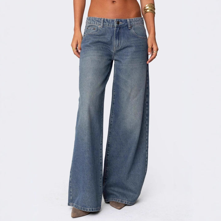 Damern casual bootcut jeans med vida ben Mirla-Eva Jonsson
