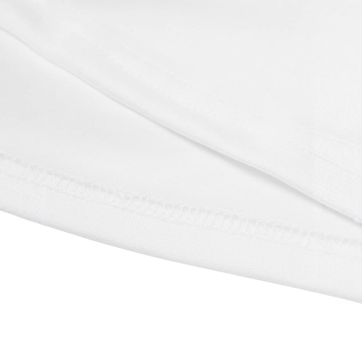 Damern crop-t-shirt med fräckt körsbärsmotiv och lekfullt konstnärligt design Mirla-Eva Jonsson