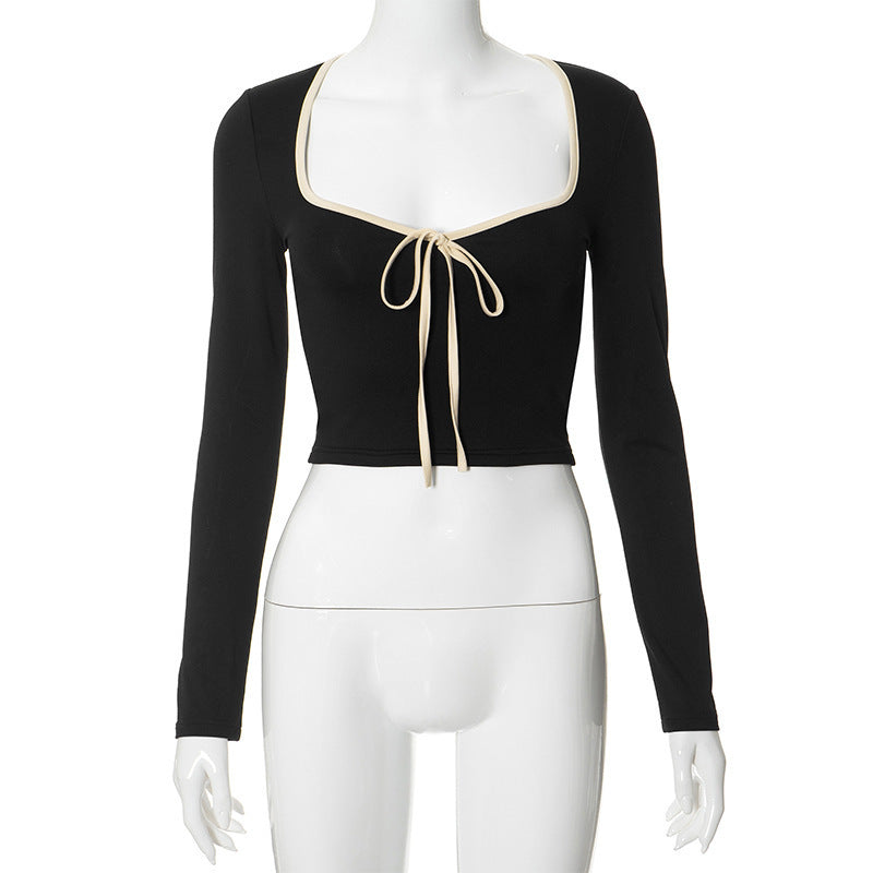 Damern cropped T-shirt med dekorativt snöre Mirla-Eva Jonsson