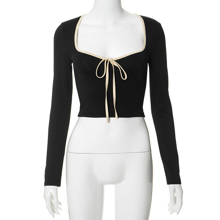 Damern cropped T-shirt med dekorativt snöre Mirla-Eva Jonsson