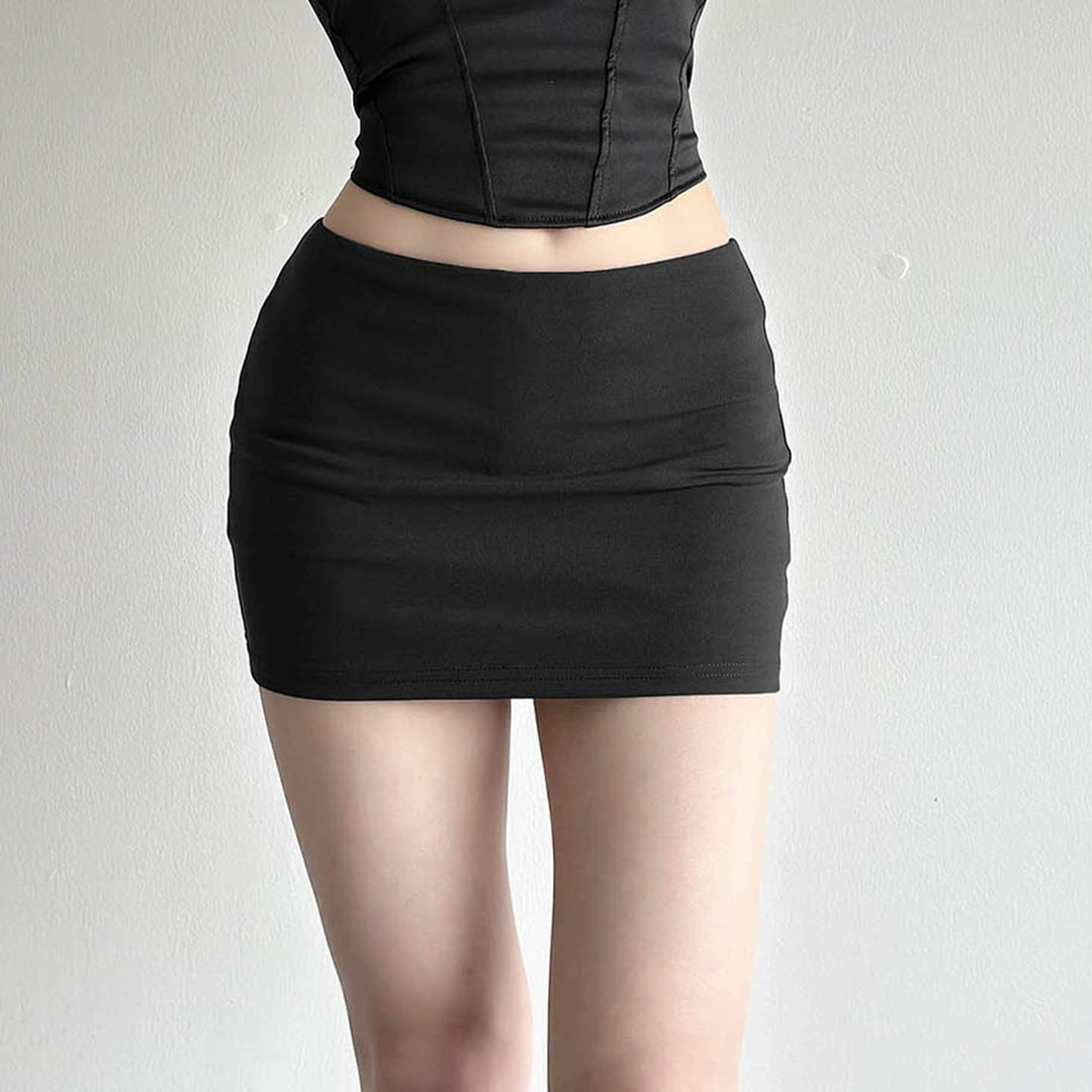 Damern elegant mini kjol i högkvalitativt jersey-material med elastisk midja Mirla-Eva Jonsson