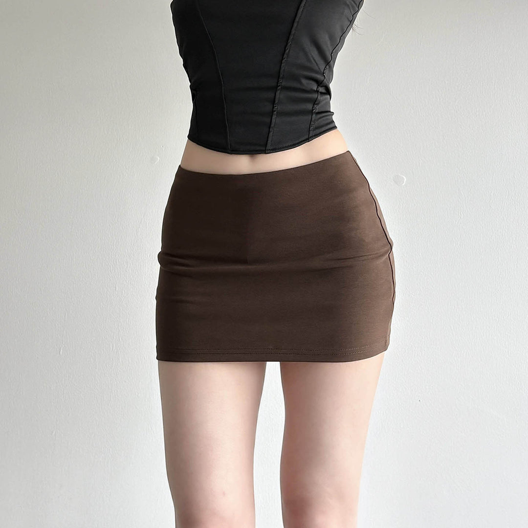 Damern elegant mini kjol i högkvalitativt jersey-material med elastisk midja Mirla-Eva Jonsson