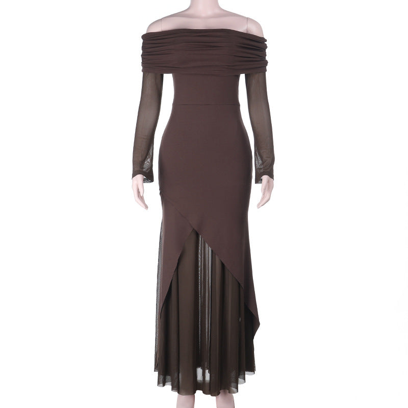 Damern elegant off-the-shoulder maxikjol med raffinerad ruffle-topp och asymmetrisk fåll Mirla-Eva Jonsson