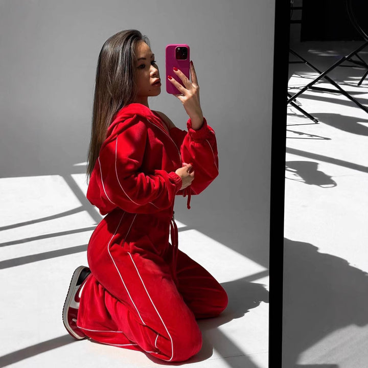 Damern fluffigt fleece-jogging-set med elegant dragkedja Mirla-Eva Jonsson