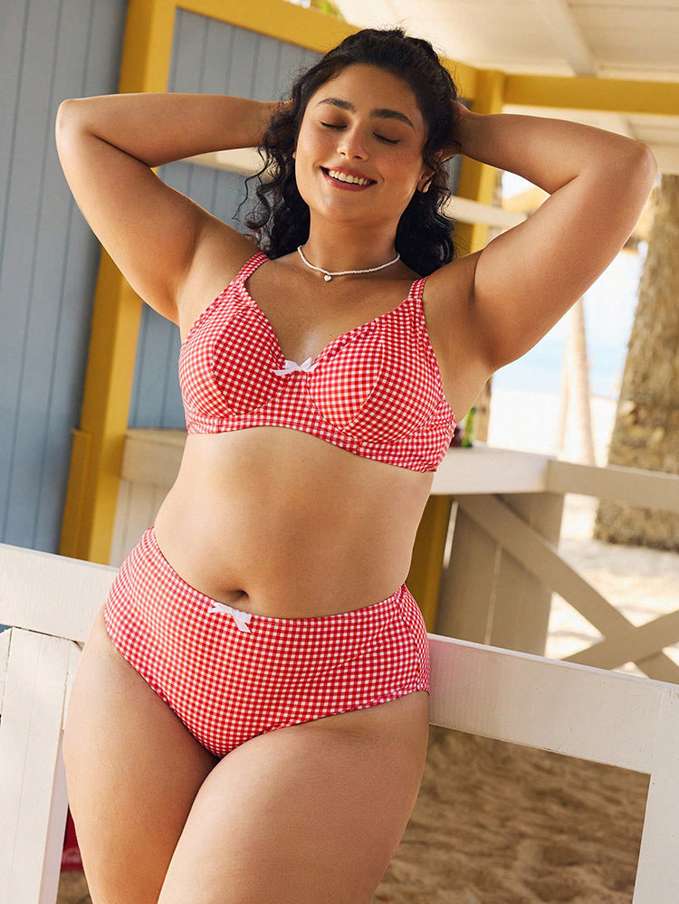 Damern högsittande bikini med vadderad topp Mirla-Eva Jonsson