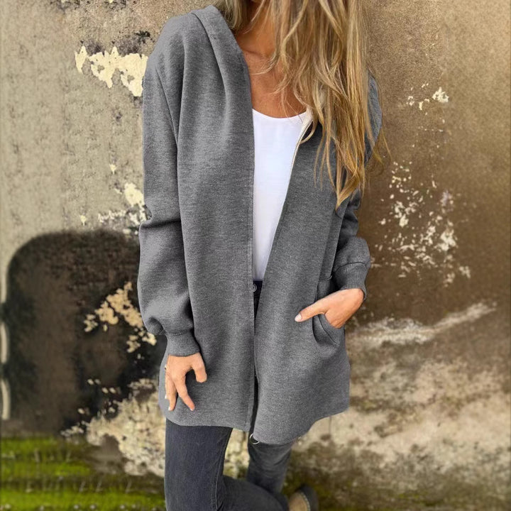 Damern hoodiejacka med långa ärmar och praktisk dragkedja Mirla-Eva Jonsson