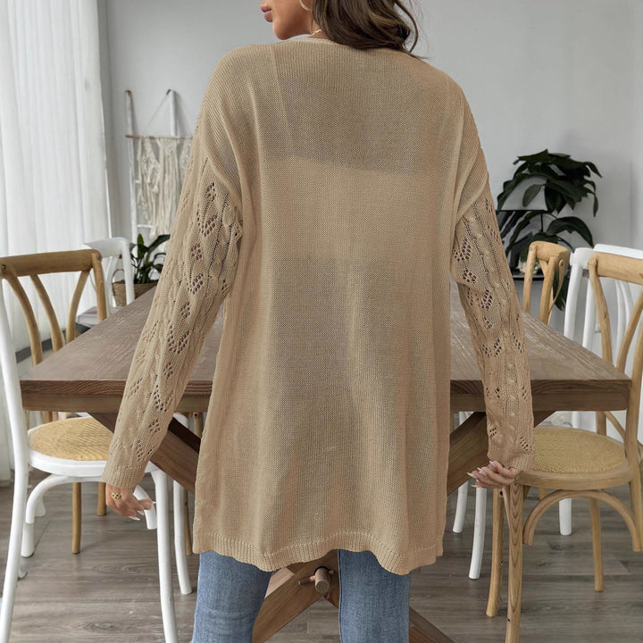 Damern lätt cardigan i elegant hålmönster Mirla-Eva Jonsson