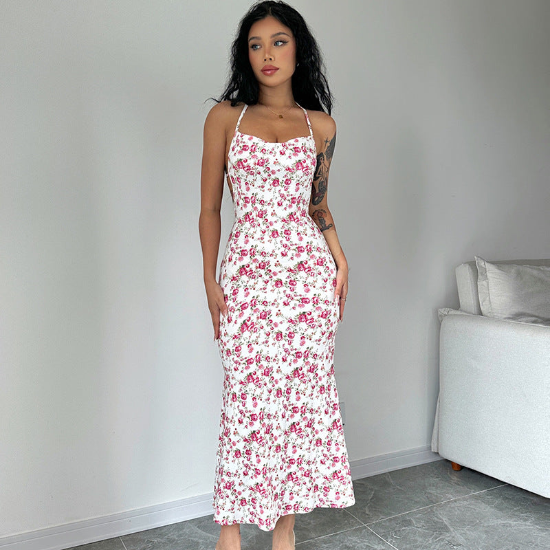 Damern maxiklänning med blommönster Mirla-Eva Jonsson
