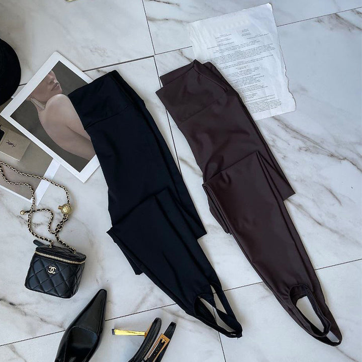 Damern midjefokuserad blazer med bälte Mirla-Eva Jonsson