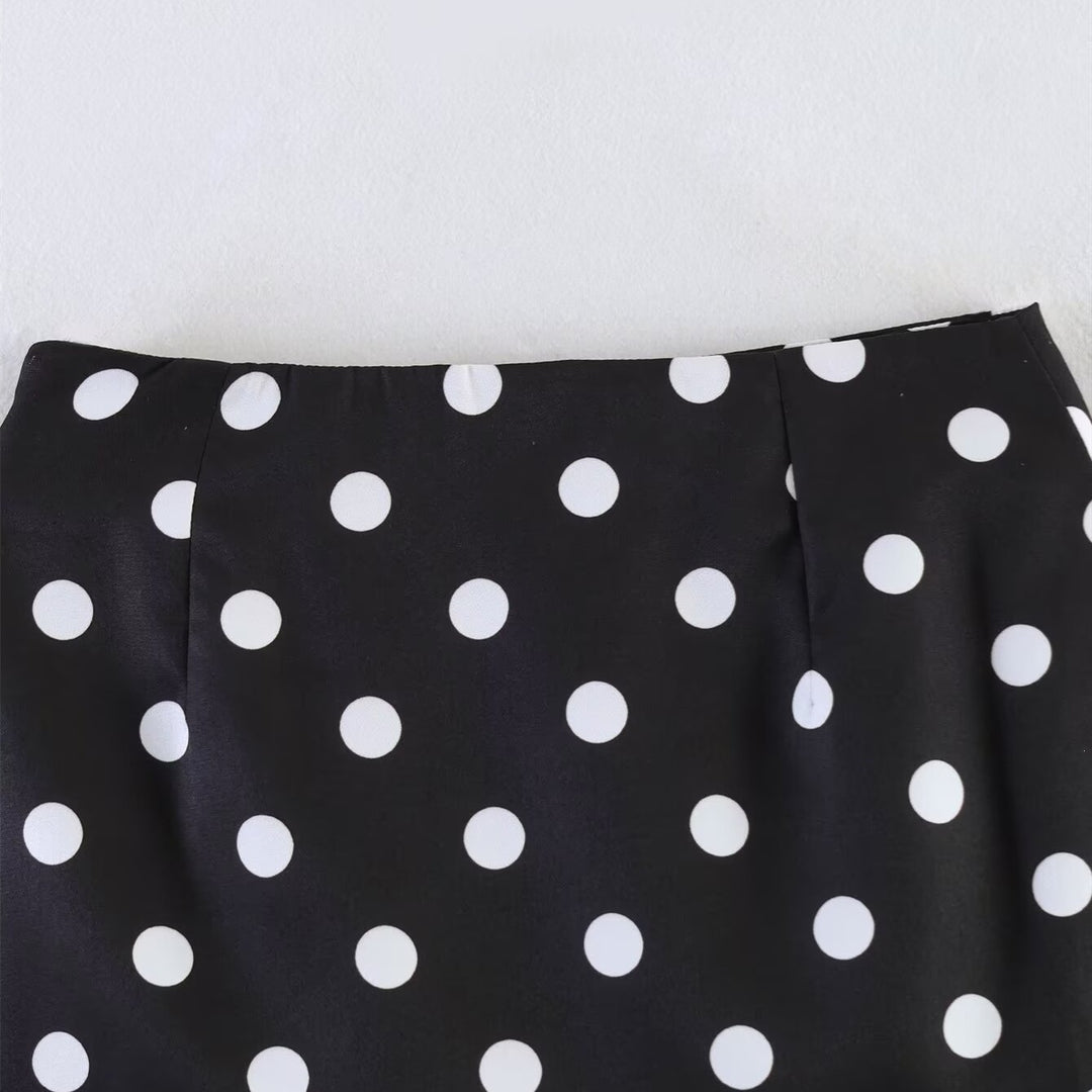 Damern minikjol med trendig prickdesign och elastisk midja Mirla-Eva Jonsson