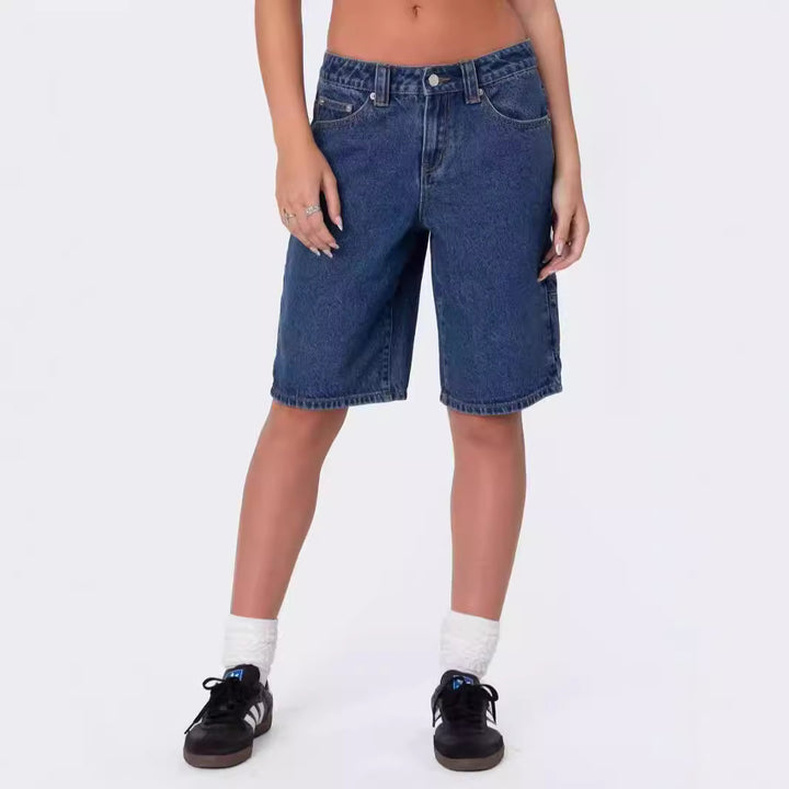 Damern moderiktiga denimshorts i avslappnad skärning med hög midja Mirla-Eva Jonsson