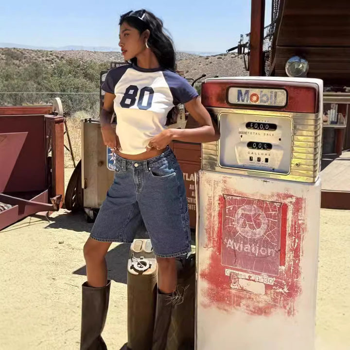 Damern moderiktiga denimshorts i avslappnad skärning med hög midja Mirla-Eva Jonsson