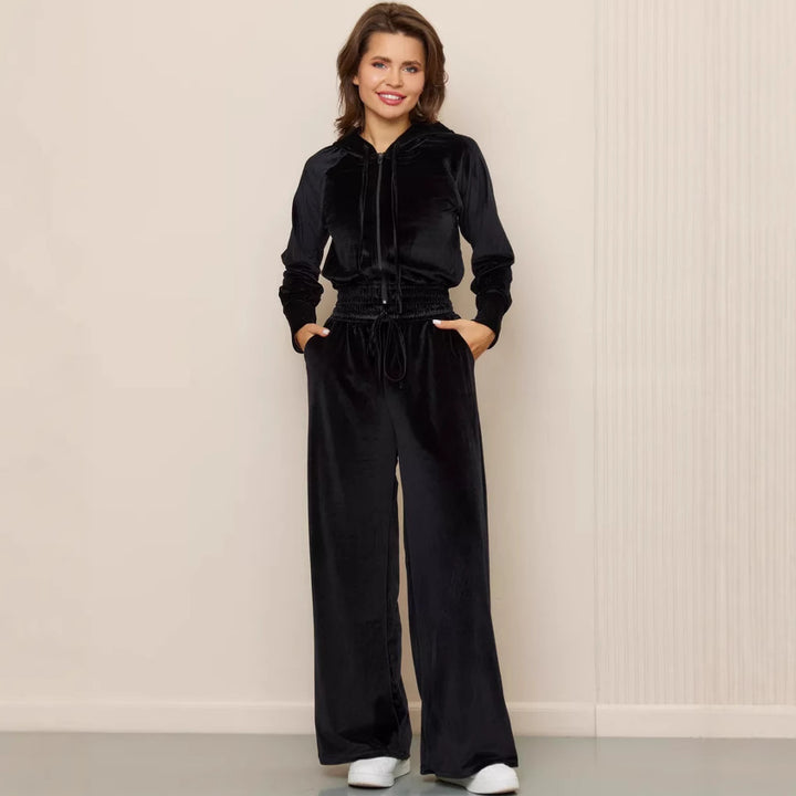 Damern modernt fleece-set med figursydd hoodie och vida byxor Eva Jonsson-Eva Jonsson