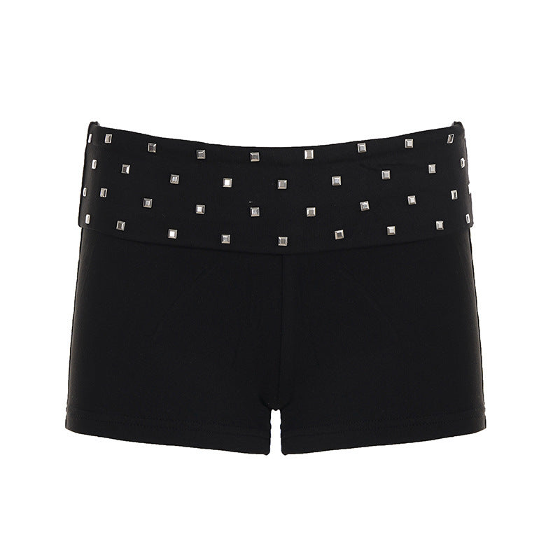 Damern modiska shorts med glittrande stendekor Mirla-Eva Jonsson