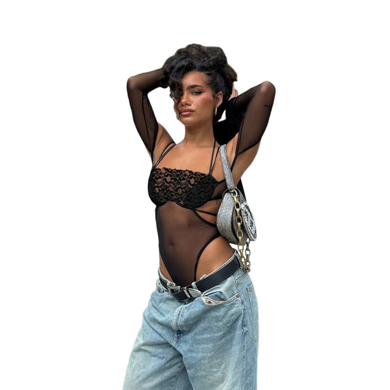 Damern overall bodysuit med elegant spetsdekoration och transparent utseende Mirla-Eva Jonsson
