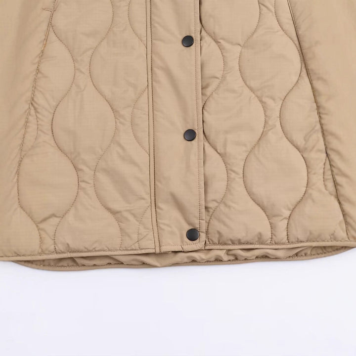 Damern quilted vinterjacka med lätt material och mysigt innerfoder Mirla-Eva Jonsson