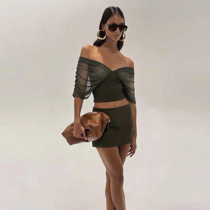 Damern set med off-shoulder topp och figurnära kjol Mirla-Eva Jonsson