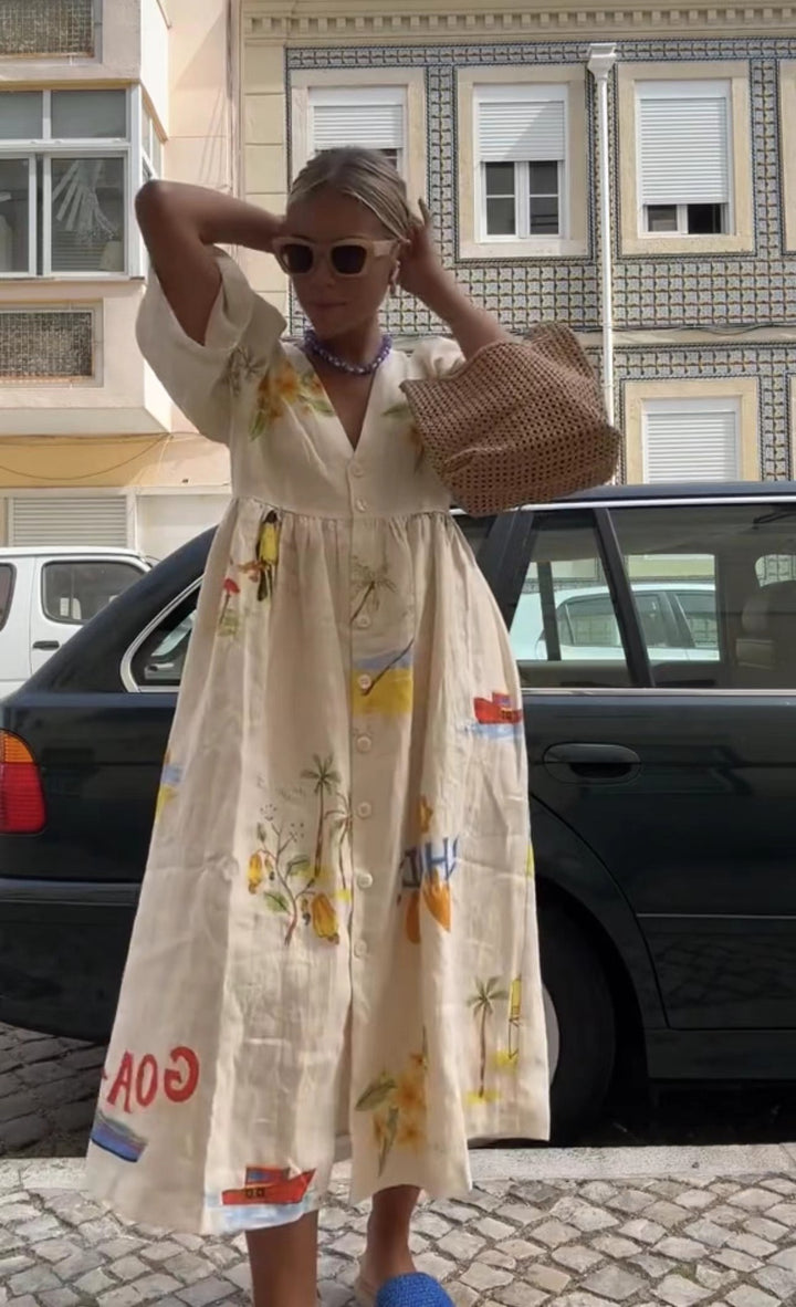 Damern sommarklänning med blommönster Mirla-Eva Jonsson
