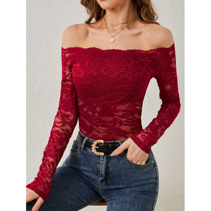 Damern spetsbody med off-shoulder-design och långa ärmar Mirla-Eva Jonsson