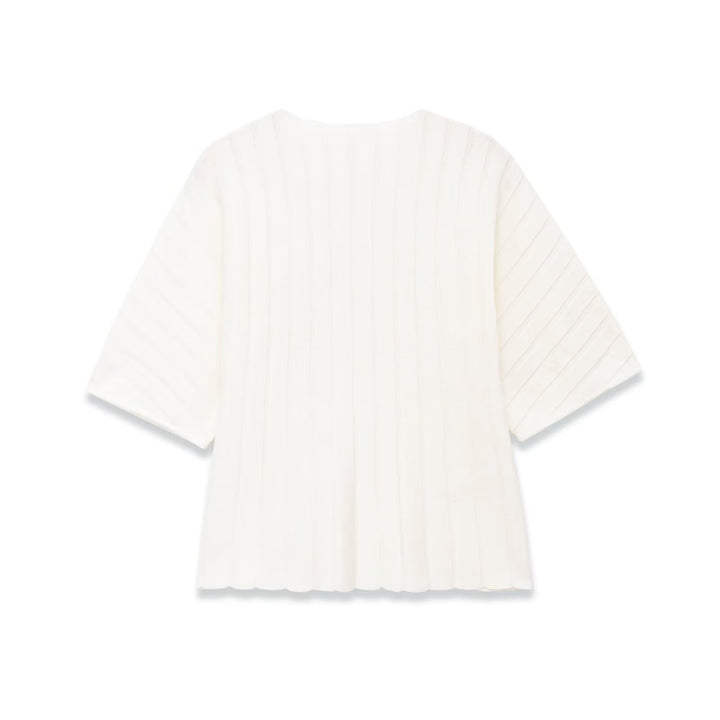 Damern stickad topp med elegant textur och kort arm Mirla-Eva Jonsson