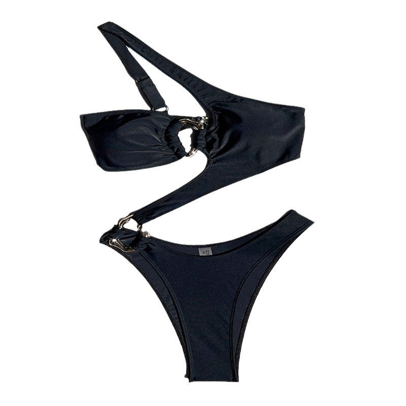 Damern triangel-bikini med asymmetrisk design och justerbara band Mirla-Eva Jonsson