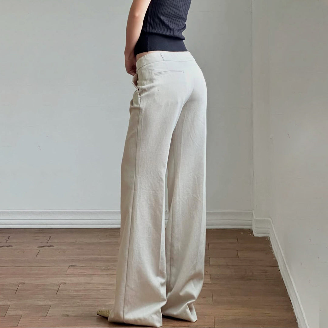 Damern vida affärsbyxor med hög midja och eleganta fickor Mirla-Eva Jonsson