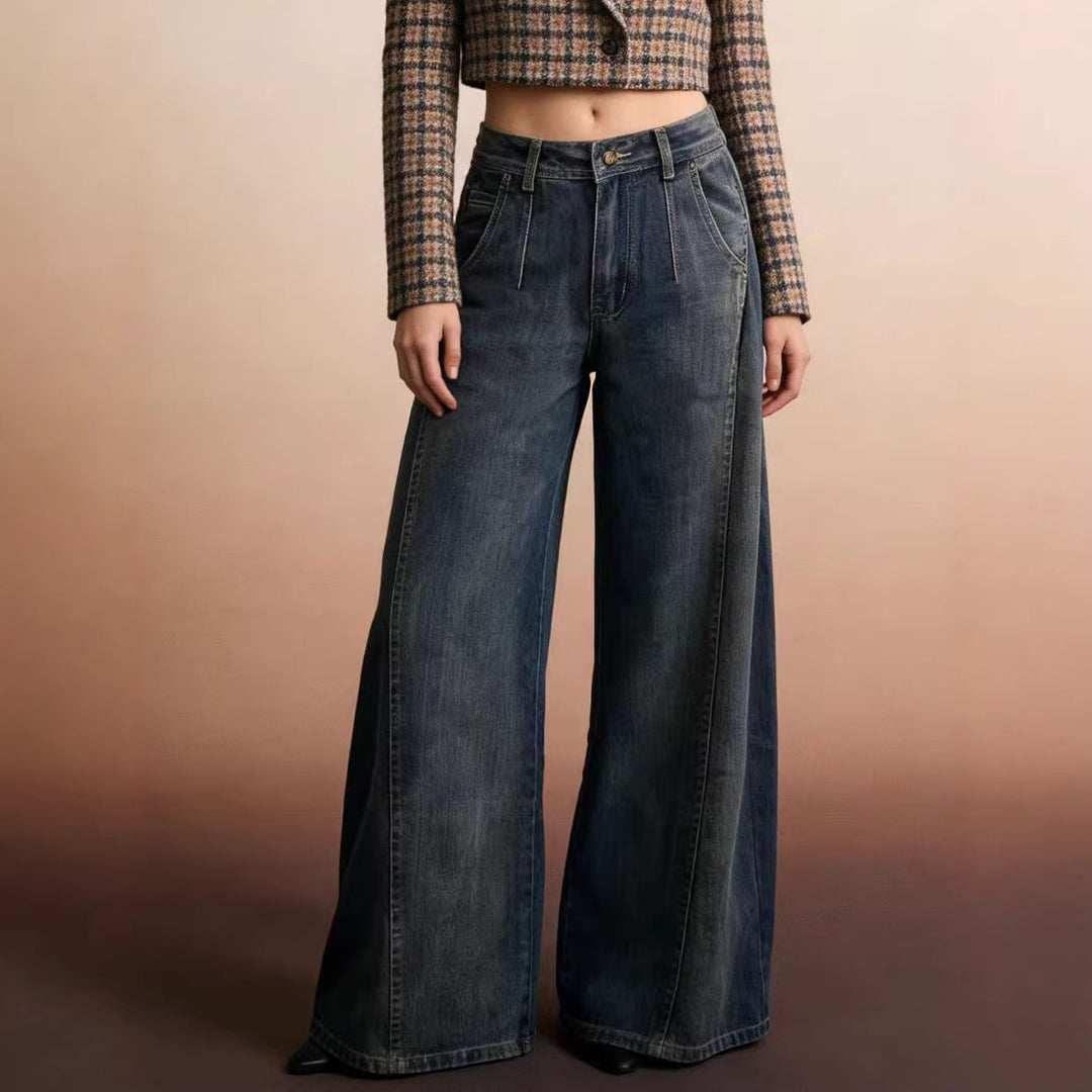 Damern vida denimjeans med hög midja och klassisk snitt Mirla-Eva Jonsson