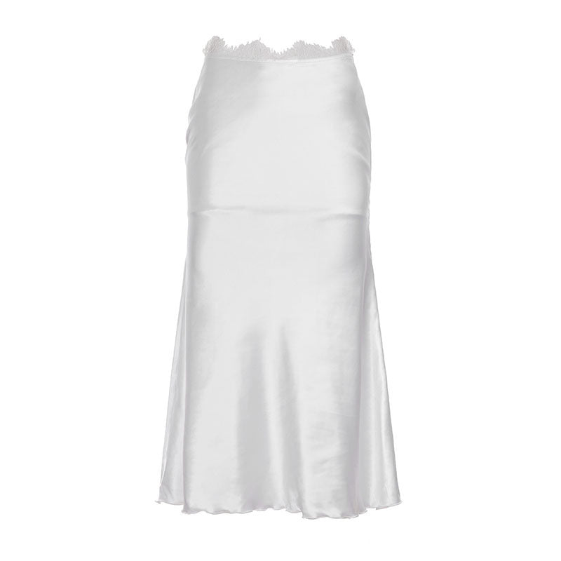Damerna eleganta satin-dress med fina spetsdetaljer Mirla-Eva Jonsson