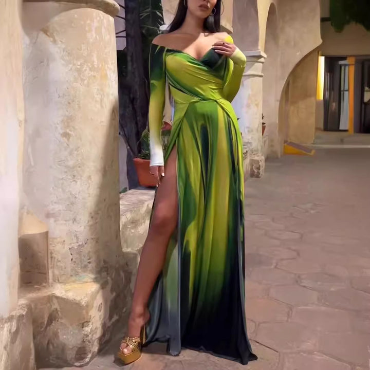 Damerna maxi klänning med off-the-shoulder design och elegant slits Mirla-Eva Jonsson
