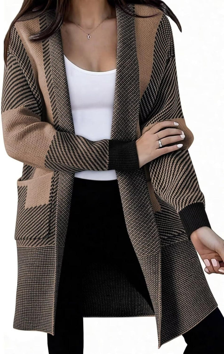 Damerna mode stickad cardigan med stiliga mönster Mirla-Eva Jonsson