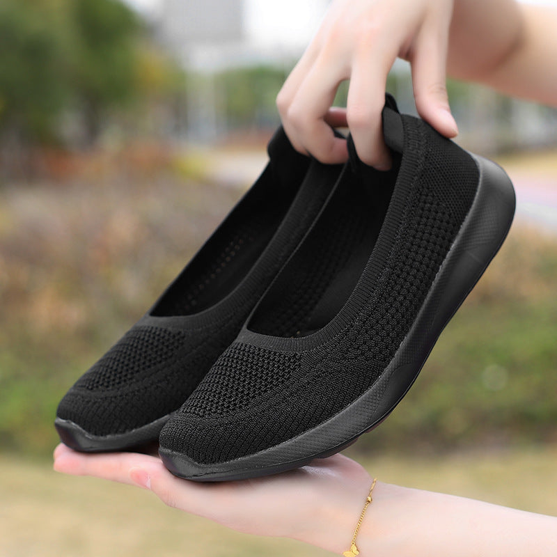 Damernas Andningsbara Slip-On Sneakers med Adaptive Fit Teknik Mirla-Eva Jonsson
