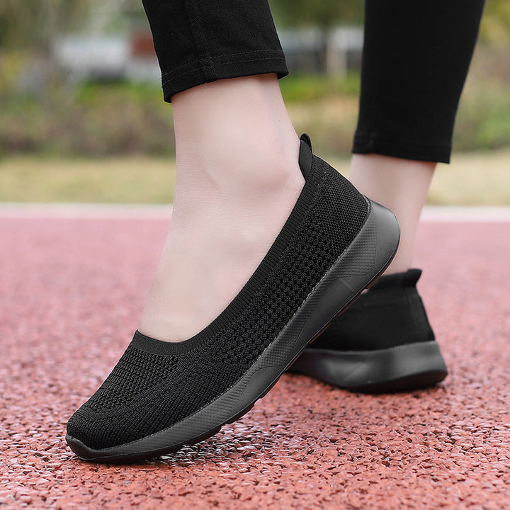 Damernas Andningsbara Slip-On Sneakers med Adaptive Fit Teknik Mirla-Eva Jonsson