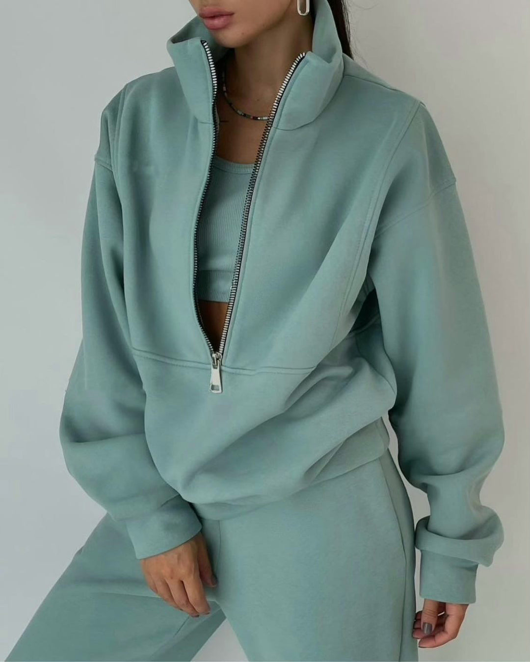 Damernas Avslappnad Oversized Hoodie och Joggingbyxor Set med Praktisk Dragkedja Mirla-Eva Jonsson