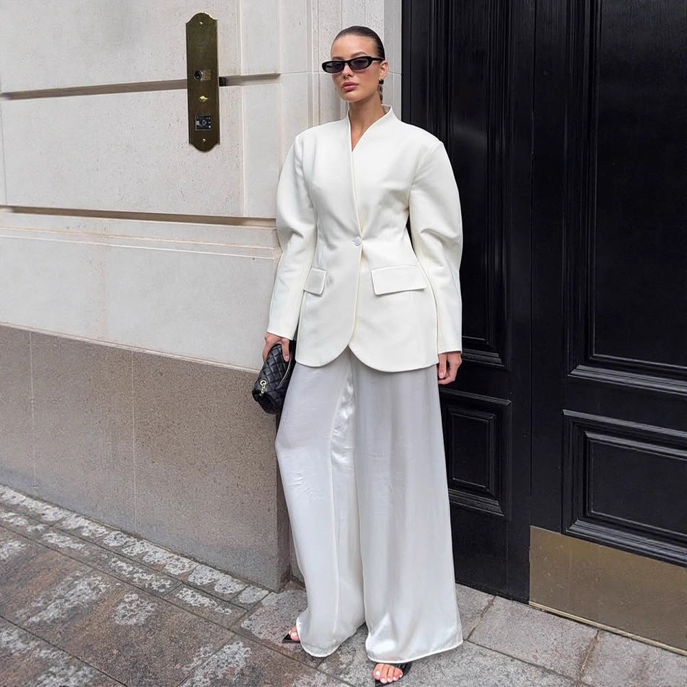 Damernas Blazer-klänning med djup V-hals och praktiska fickor Mirla-Eva Jonsson