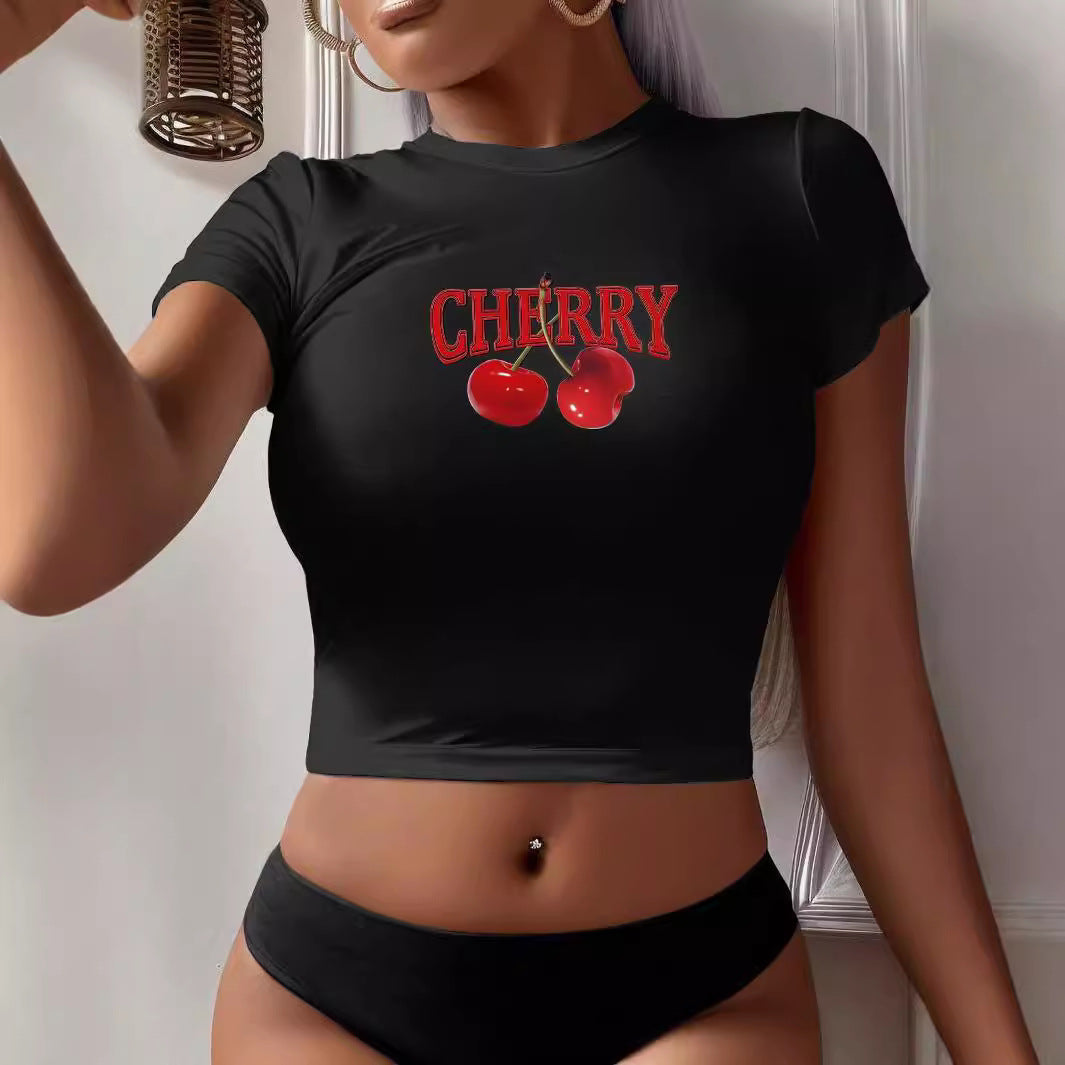 Damernas Crop-T-shirt med kreativ Cocktail-design Mirla-Eva Jonsson