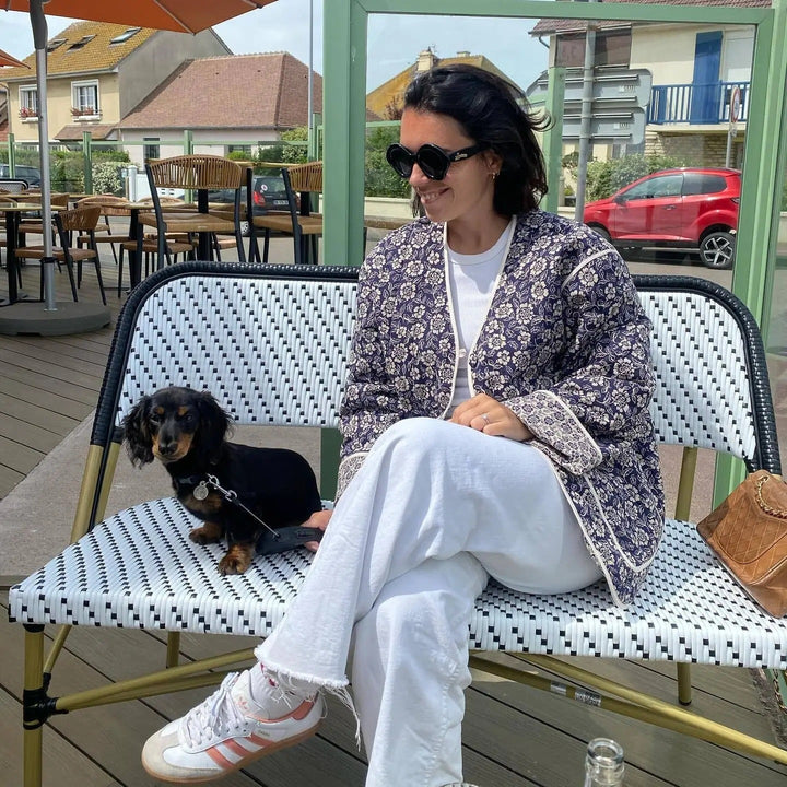 Damernas Elegant Blommig Jacka i Oversized-Snitt med Strukturerade Detaljer Mirla-Eva Jonsson