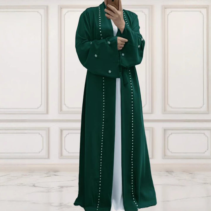 Damernas Elegant Kimono med pärlprydda detaljer och vid skärning Mirla-Eva Jonsson