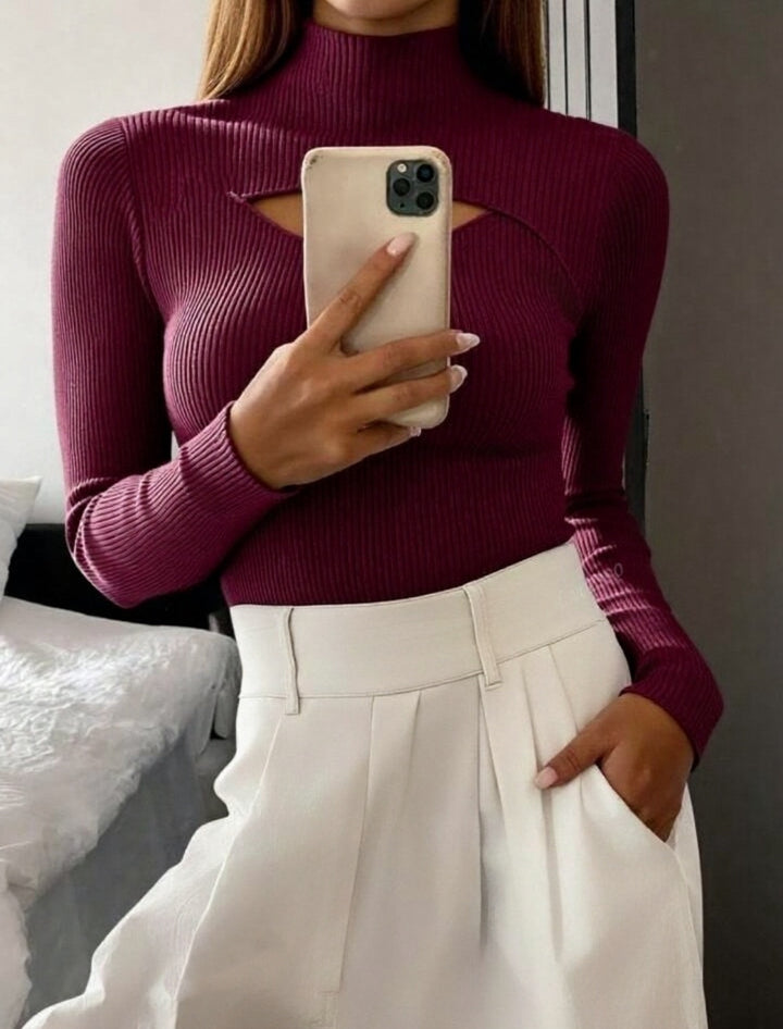 Damernas Elegant Långärmad Topp med Snygg U-ringning Mirla-Eva Jonsson