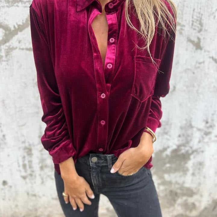 Damernas Elegant Satinblus med klassisk krage och bröstficka Mirla-Eva Jonsson