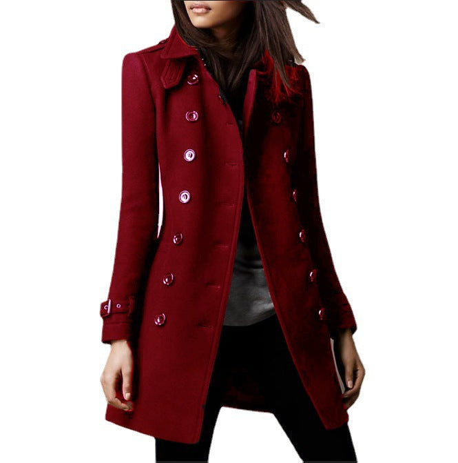 Damernas Elegant och moderiktig trenchcoat med dubbel knappslå och praktisk reverskrage Eva Jonsson-Eva Jonsson