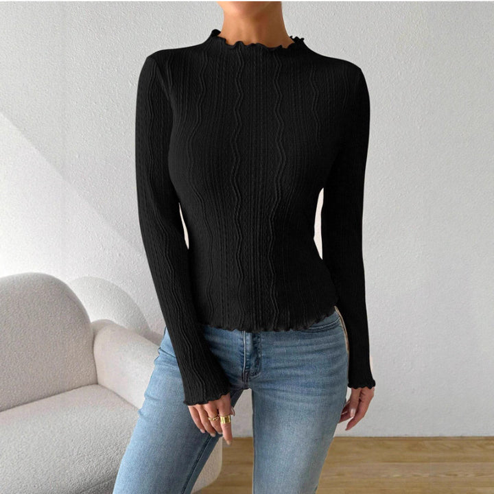 Damernas Eleganta Långärmad T-shirt med Strukturerad Design och Volanger Mirla-Eva Jonsson