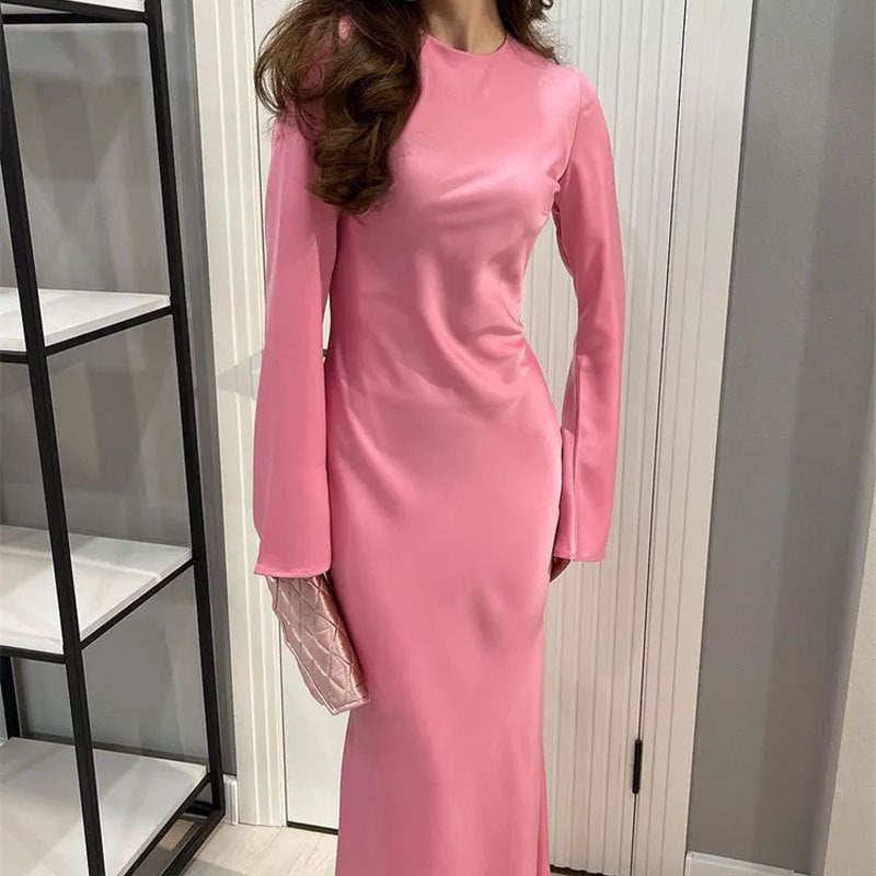 Damernas Eleganta Maxiklänning med Vid Passform och Eleganta Ärmar Mirla-Eva Jonsson