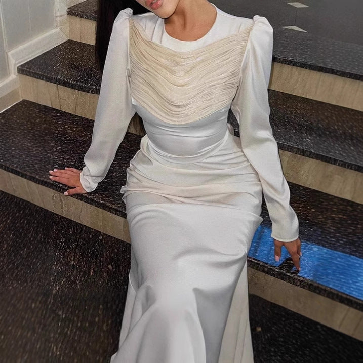Damernas Eleganta Maxiklänning med raffinerade draperingsdetaljer och lång ärm Mirla-Eva Jonsson