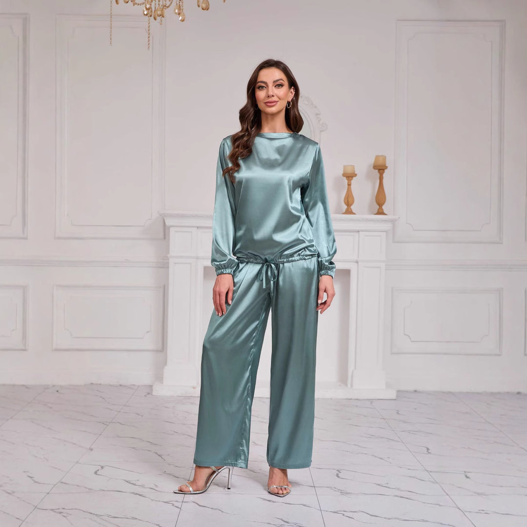Damernas Eleganta Satin-Loungewear-Set med vid passform och extravaganta puffärmar Mirla-Eva Jonsson